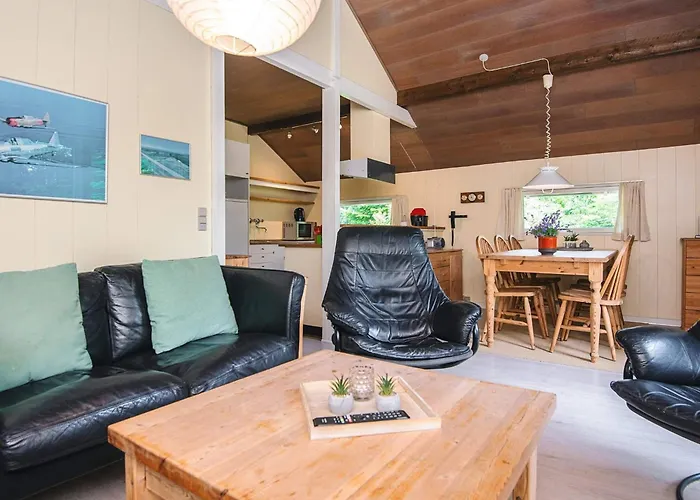 4 Person In Feriehus Skjern